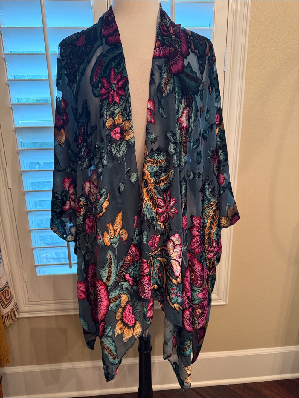 Cost Plus World Market Teal Floral Sheer Velvet Kimono O/S - Picture 1 of 3